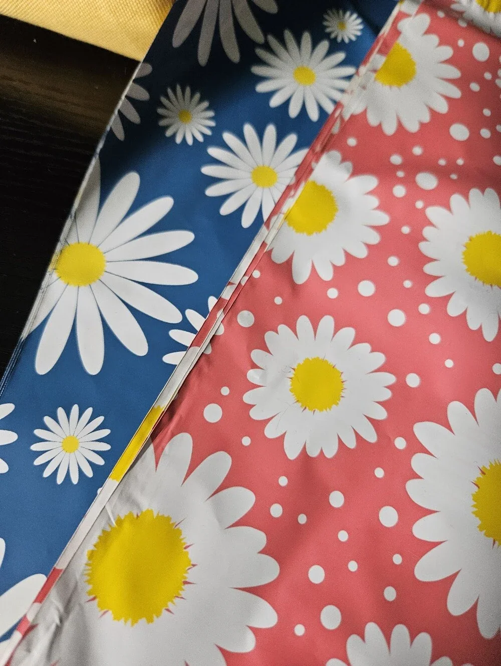 Daisy Print Pink and Blue Polymailer Packages